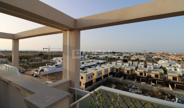 Odsprzedaż - Daszek - Santiago de la ribera - Aldeas del villar