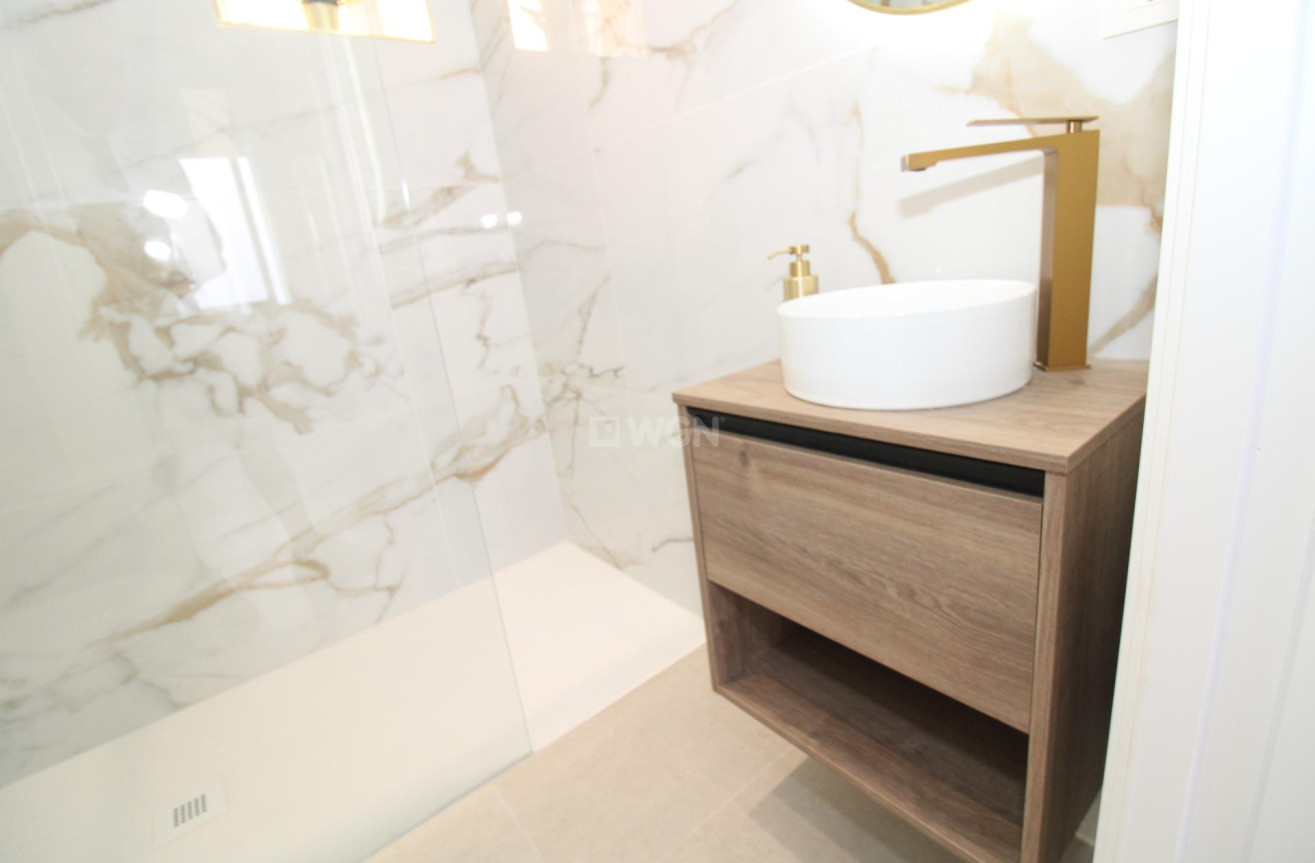 Odsprzedaż - Villa - Lo Pagan - LA PUNTICA