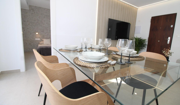 Odsprzedaż - Villa - Lo Pagan - LA PUNTICA