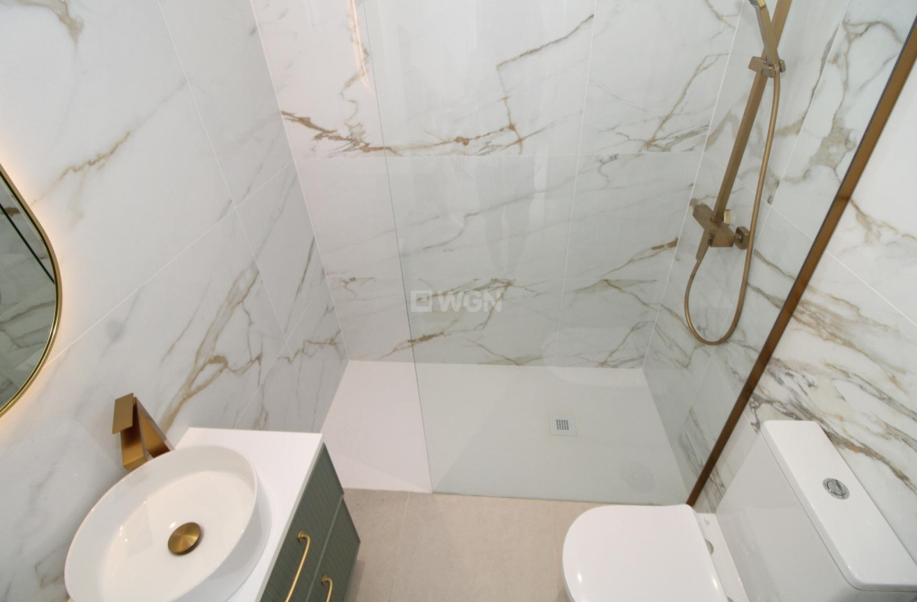 Odsprzedaż - Villa - Lo Pagan - LA PUNTICA