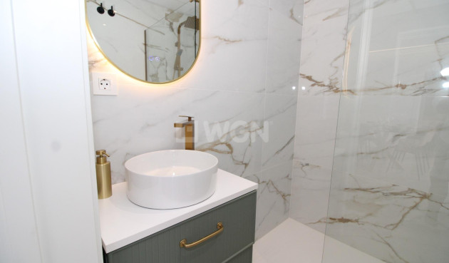 Odsprzedaż - Villa - Lo Pagan - LA PUNTICA