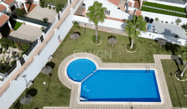Resale - Townhouse - San Miguel de Salinas - Inland