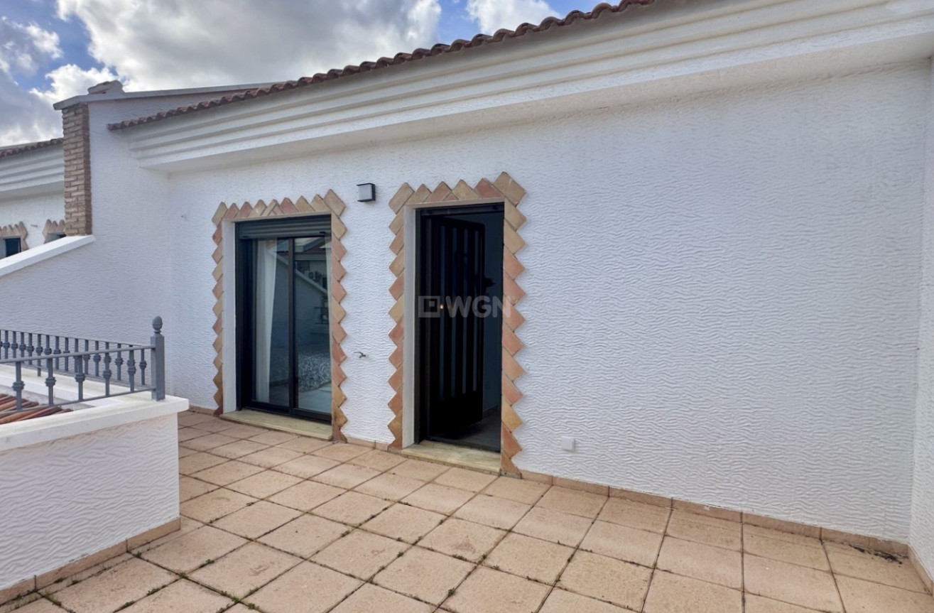 Resale - Townhouse - San Miguel de Salinas - Inland
