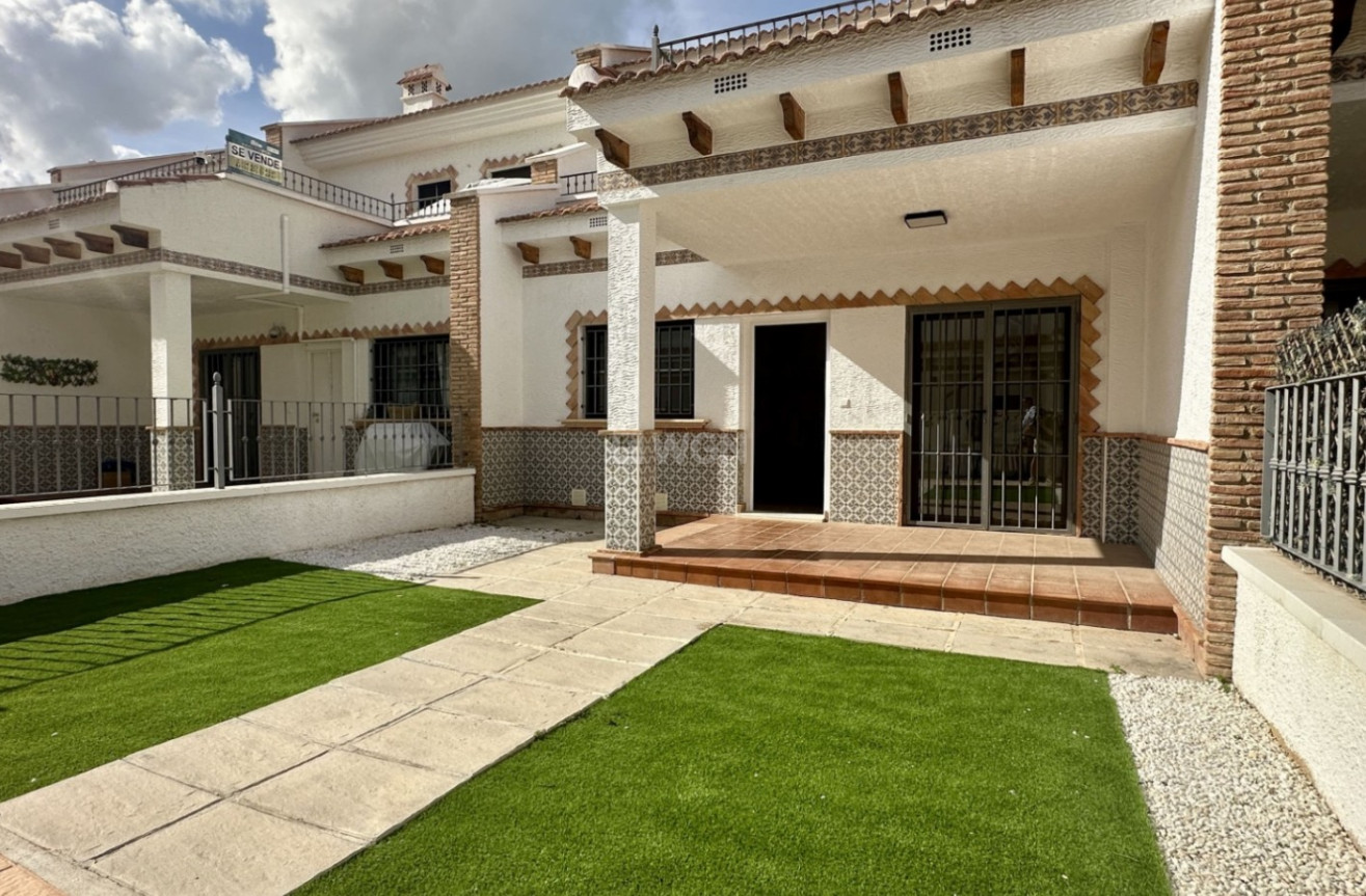 Resale - Townhouse - San Miguel de Salinas - Inland