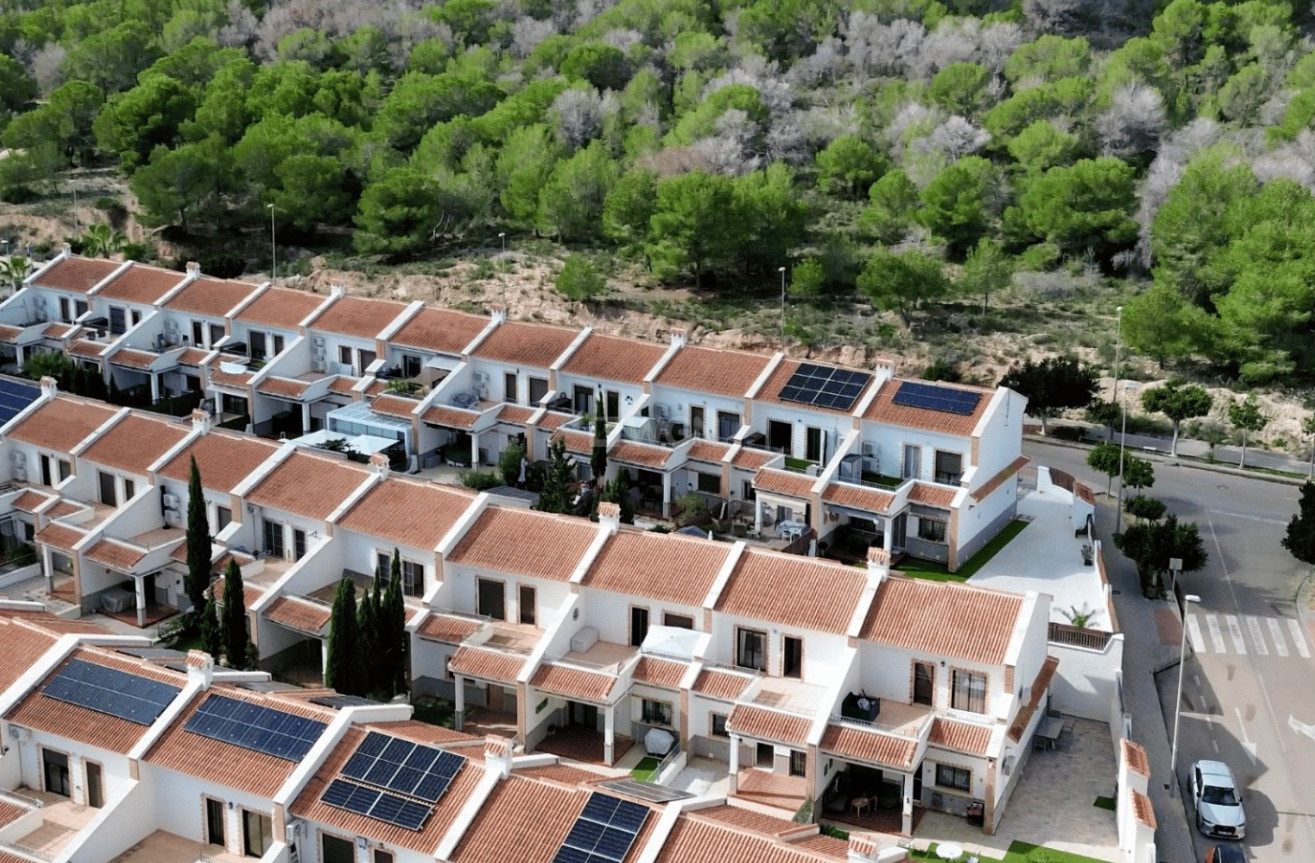 Resale - Townhouse - San Miguel de Salinas - Inland