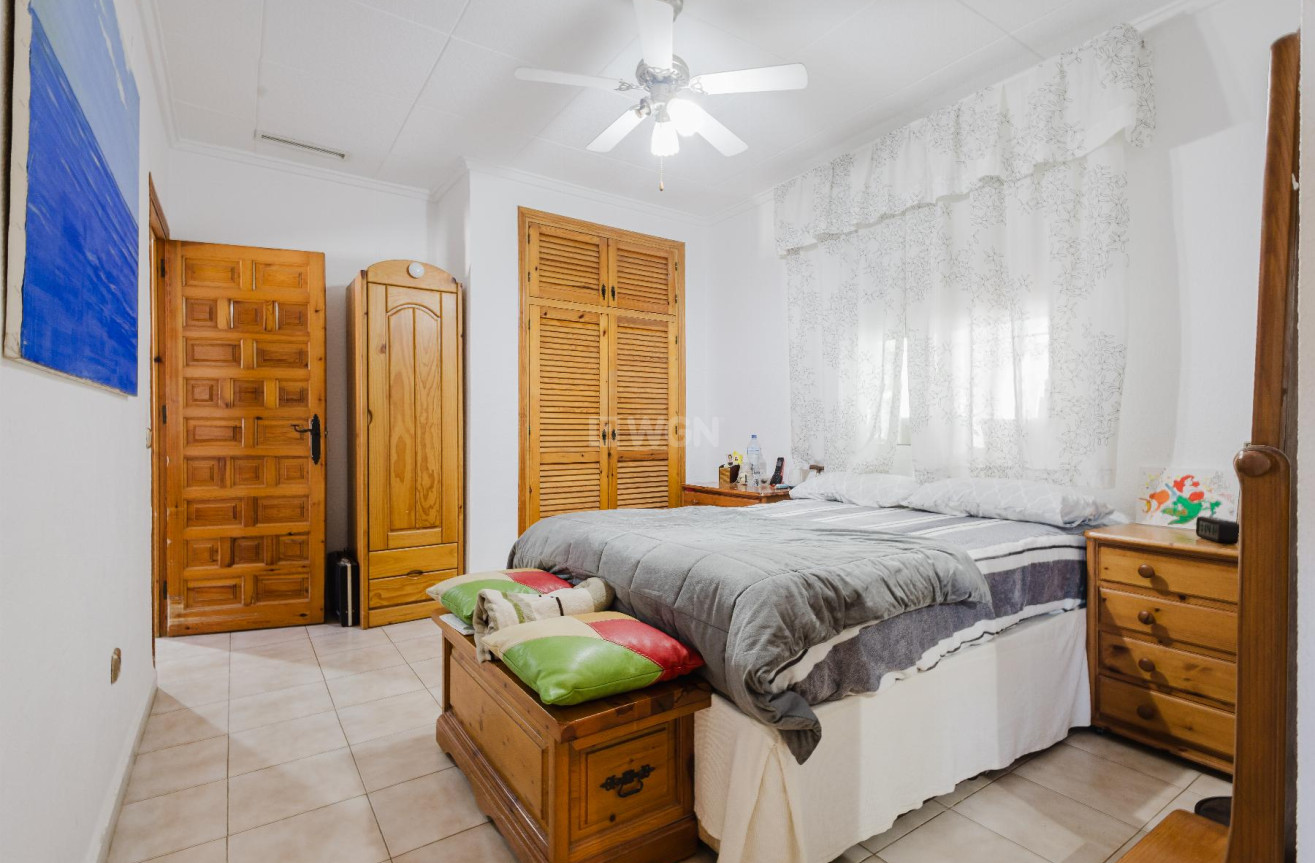 Odsprzedaż - Villa - Torrevieja - Costa Blanca