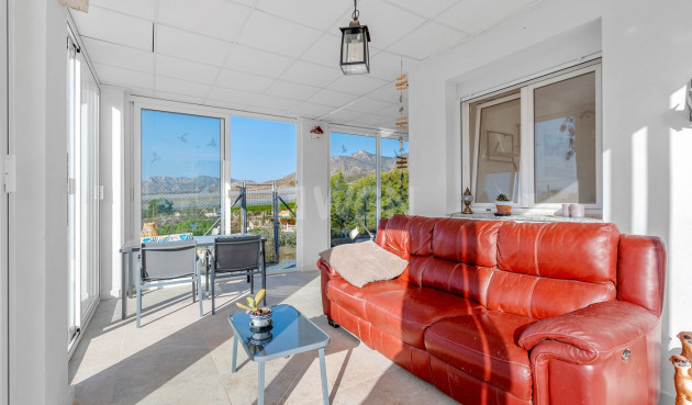 Odsprzedaż - Villa - Crevillent - Inland