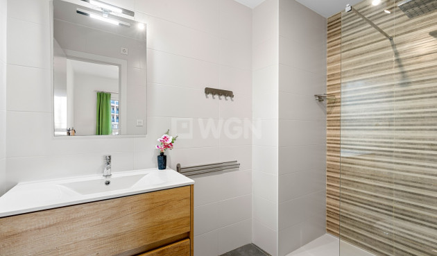 Odsprzedaż - Mieszkanie w bloku - Alicante - Costa Blanca