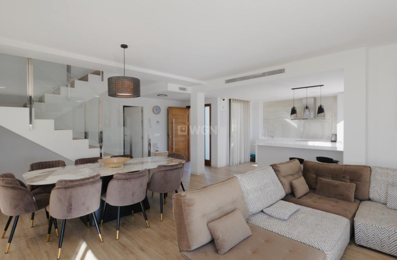 Odsprzedaż - Kamienica - Polop - Costa Blanca