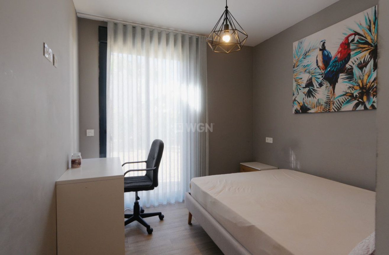 Odsprzedaż - Kamienica - Polop - Costa Blanca