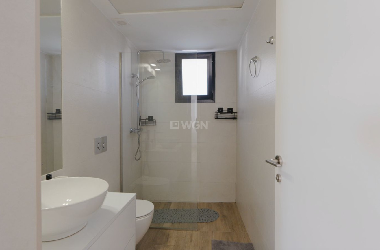 Odsprzedaż - Kamienica - Polop - Costa Blanca