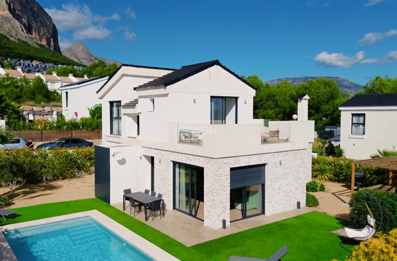 Odsprzedaż - Kamienica - Polop - Costa Blanca