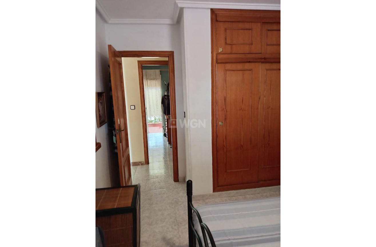 Odsprzedaż - Kamienica - Torrevieja - Costa Blanca