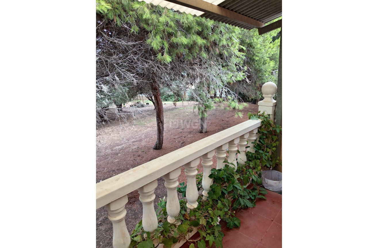 Odsprzedaż - Kamienica - Torrevieja - Costa Blanca