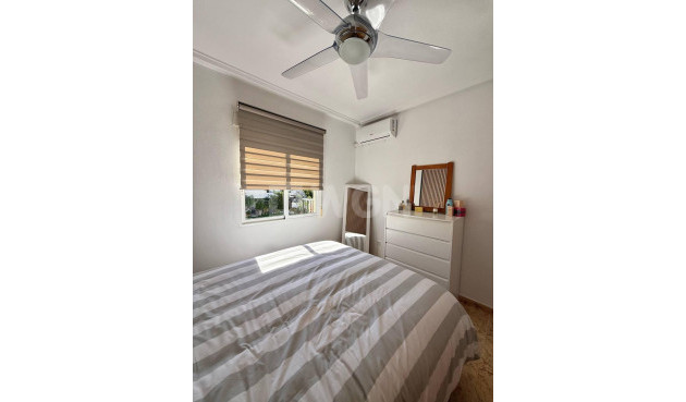 Odsprzedaż - Bungalow - Orihuela Costa - Rocio Del Mar