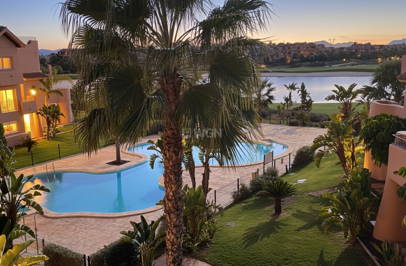 Odsprzedaż - Mieszkanie w bloku - Mar Menor Golf Resort - Inland
