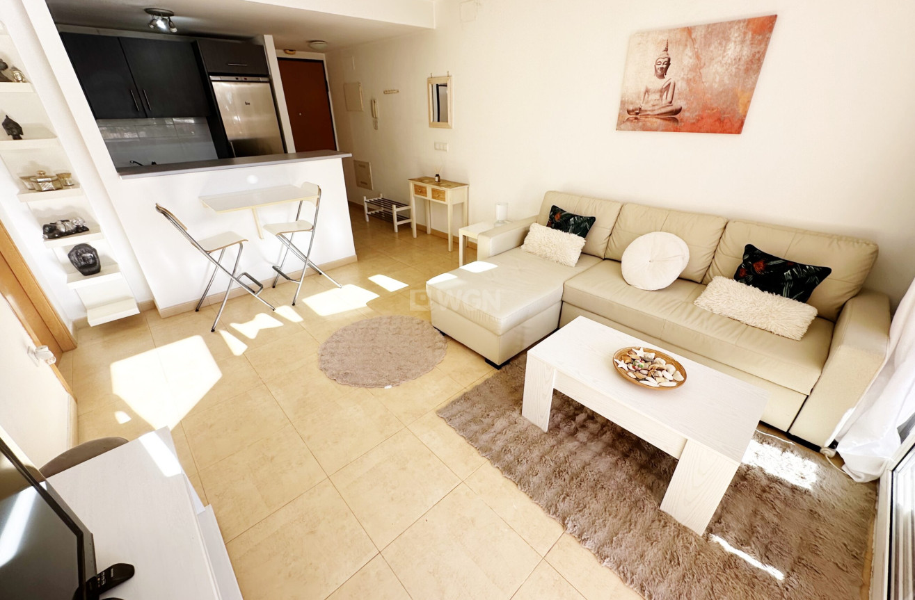 Odsprzedaż - Mieszkanie w bloku - Mar Menor Golf Resort - Inland