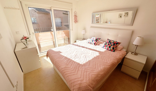 Odsprzedaż - Mieszkanie w bloku - Mar Menor Golf Resort - Inland