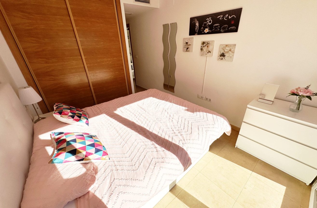 Odsprzedaż - Mieszkanie w bloku - Mar Menor Golf Resort - Inland