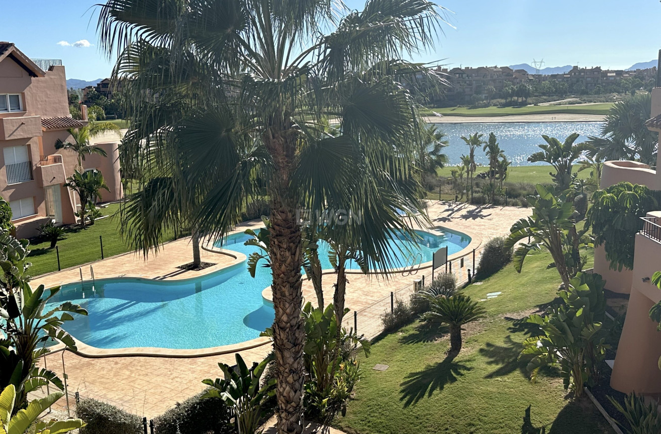Odsprzedaż - Mieszkanie w bloku - Mar Menor Golf Resort - Inland