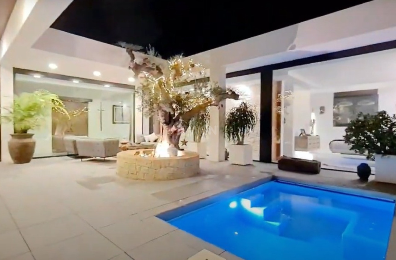 Odsprzedaż - Villa - Los Alcázares - Costa Calida