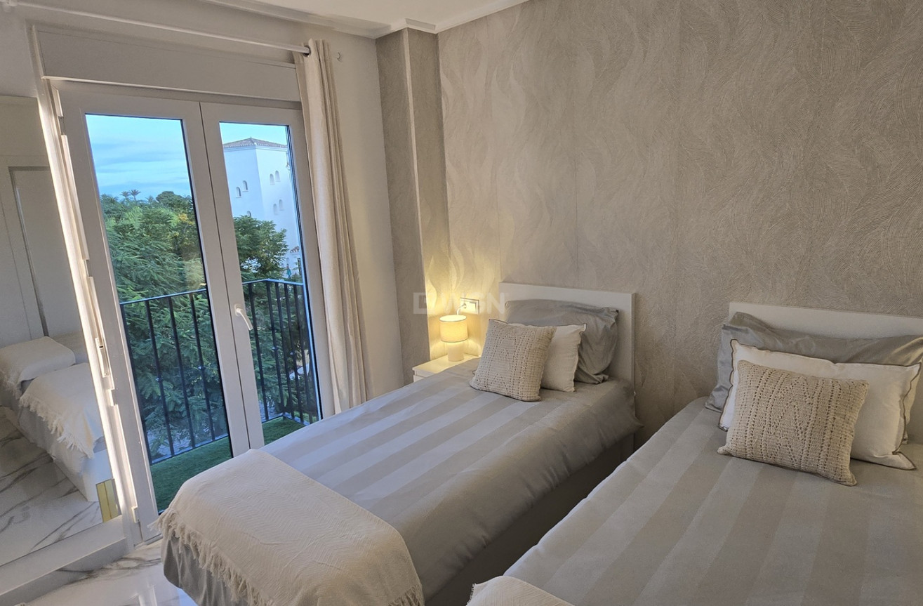 Reventa - Apartamento / piso - Hacienda Riquelme Golf Resort - Inland