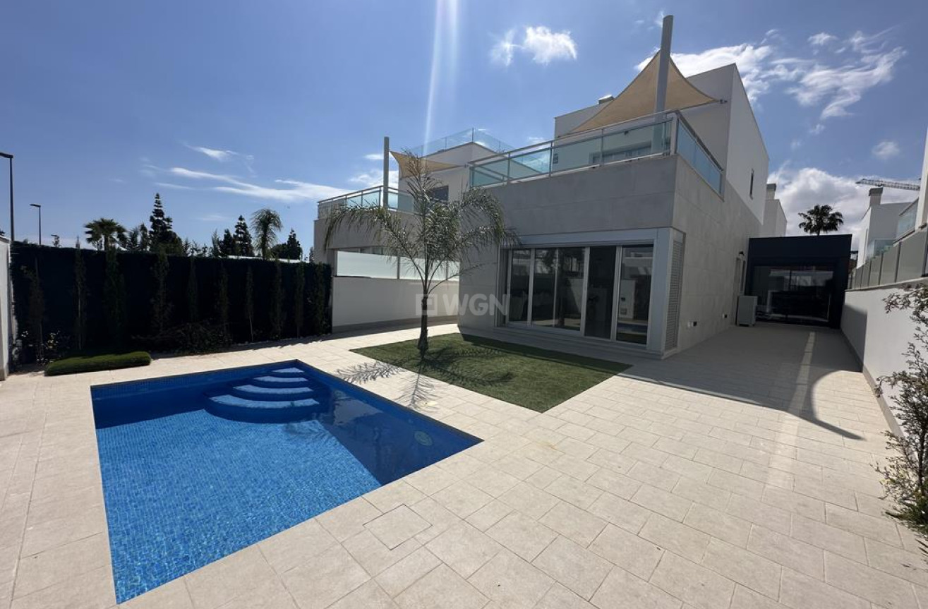 Odsprzedaż - Villa - La Serena Golf - Costa Calida