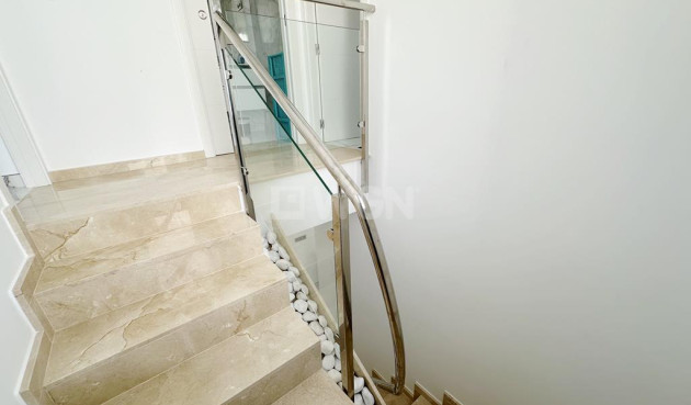 Odsprzedaż - Villa - La Serena Golf - Costa Calida