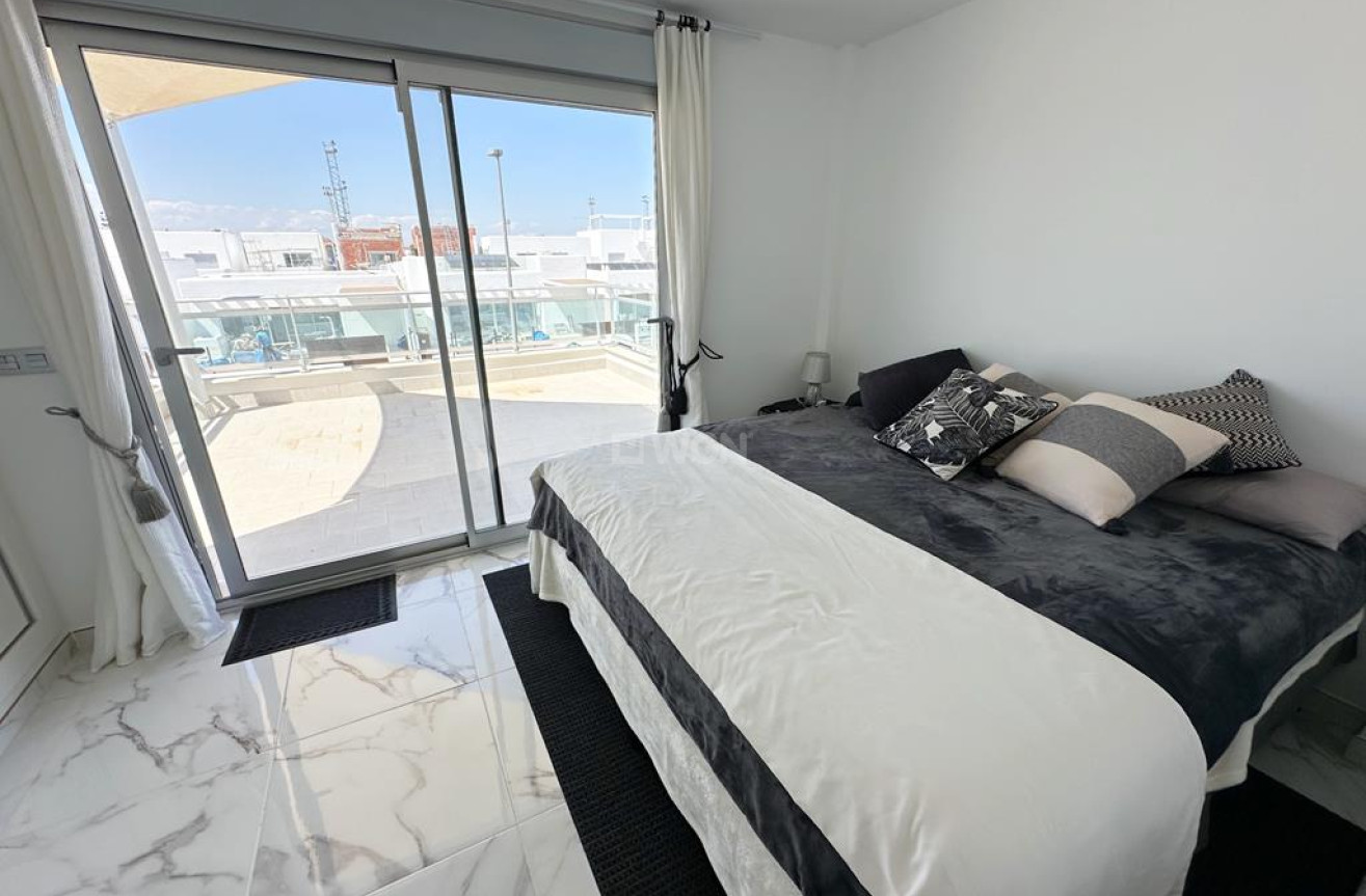 Odsprzedaż - Villa - La Serena Golf - Costa Calida