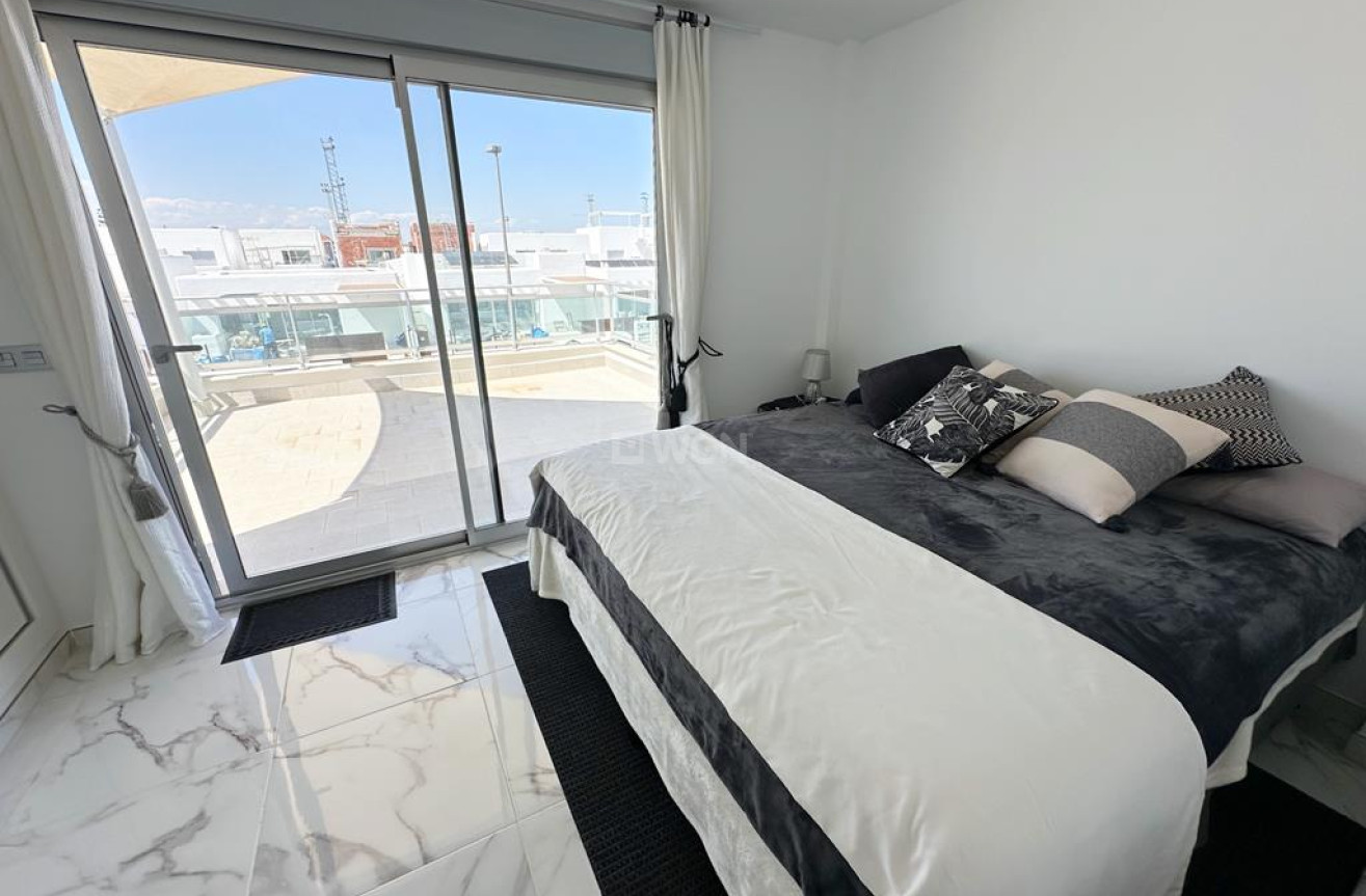 Odsprzedaż - Villa - La Serena Golf - Costa Calida