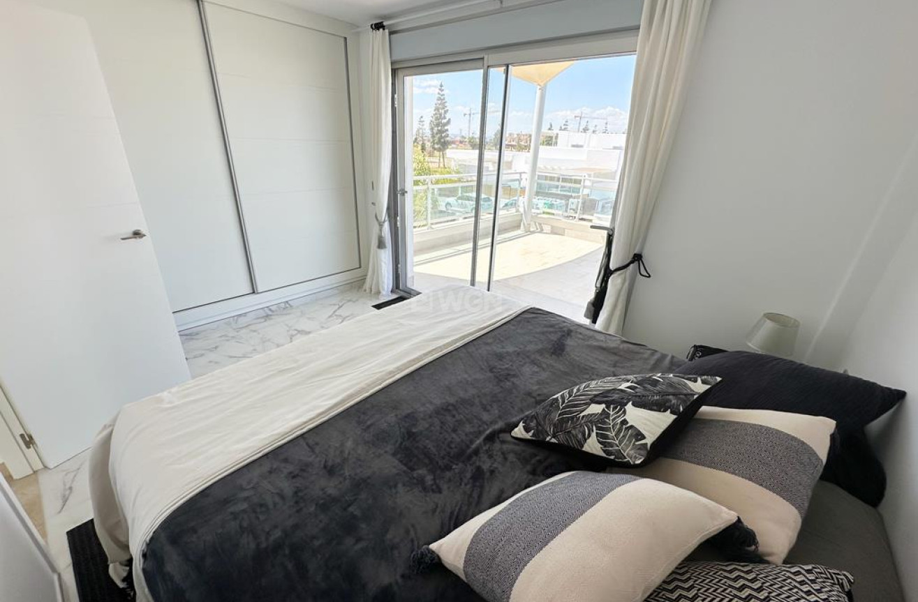 Odsprzedaż - Villa - La Serena Golf - Costa Calida