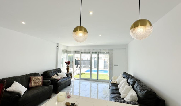 Odsprzedaż - Villa - La Serena Golf - Costa Calida