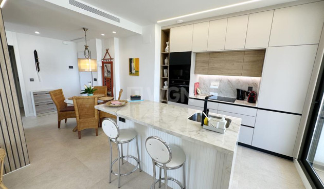 Odsprzedaż - Mieszkanie w bloku - Santa Rosalia Resort - Inland