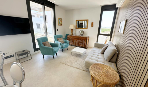 Odsprzedaż - Mieszkanie w bloku - Santa Rosalia Resort - Inland