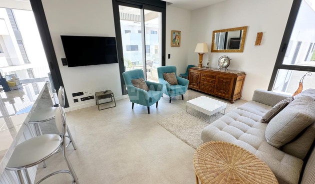 Odsprzedaż - Mieszkanie w bloku - Santa Rosalia Resort - Inland