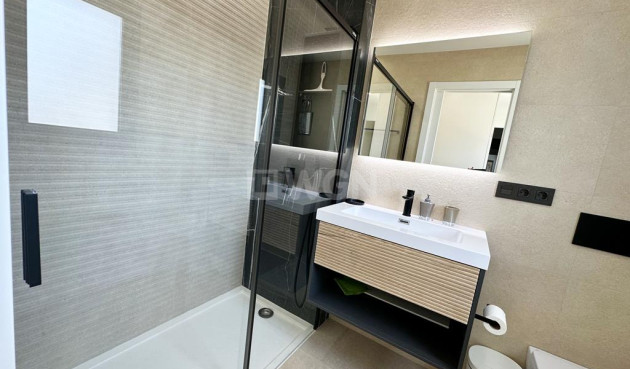 Odsprzedaż - Mieszkanie w bloku - Santa Rosalia Resort - Inland