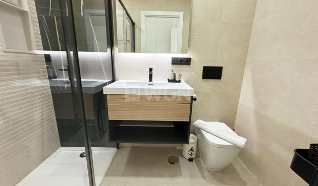 Odsprzedaż - Mieszkanie w bloku - Santa Rosalia Resort - Inland