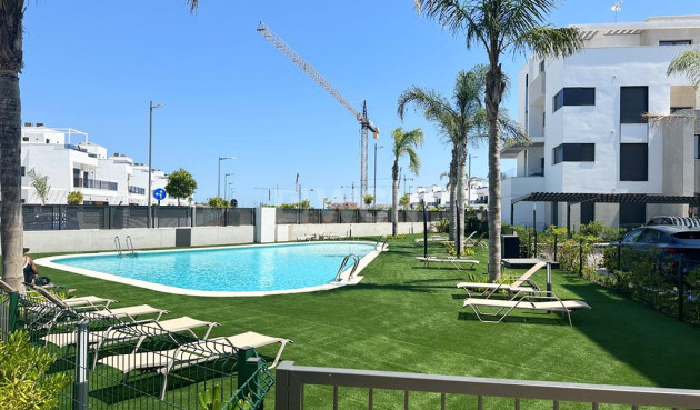 Odsprzedaż - Mieszkanie w bloku - Santa Rosalia Resort - Inland