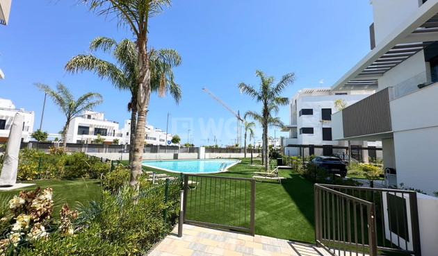 Odsprzedaż - Mieszkanie w bloku - Santa Rosalia Resort - Inland