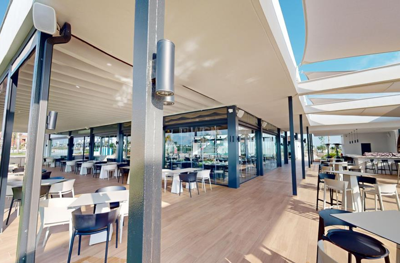 Odsprzedaż - Mieszkanie w bloku - Santa Rosalia Resort - Inland