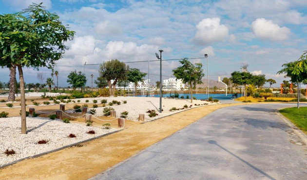 Odsprzedaż - Mieszkanie w bloku - Santa Rosalia Resort - Inland