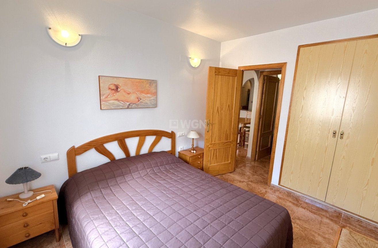 Odsprzedaż - Mieszkanie w bloku - Torrevieja - Costa Blanca