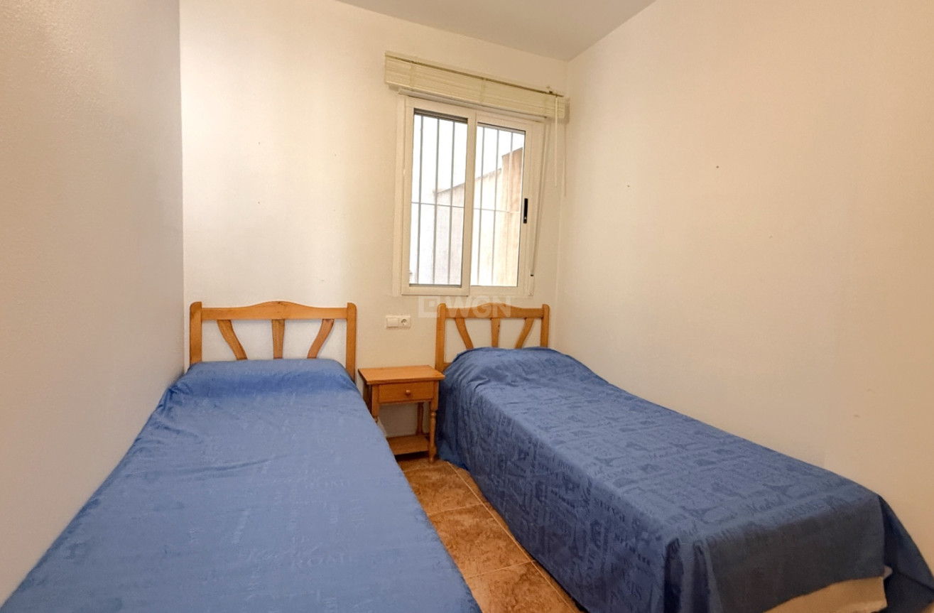 Odsprzedaż - Mieszkanie w bloku - Torrevieja - Costa Blanca