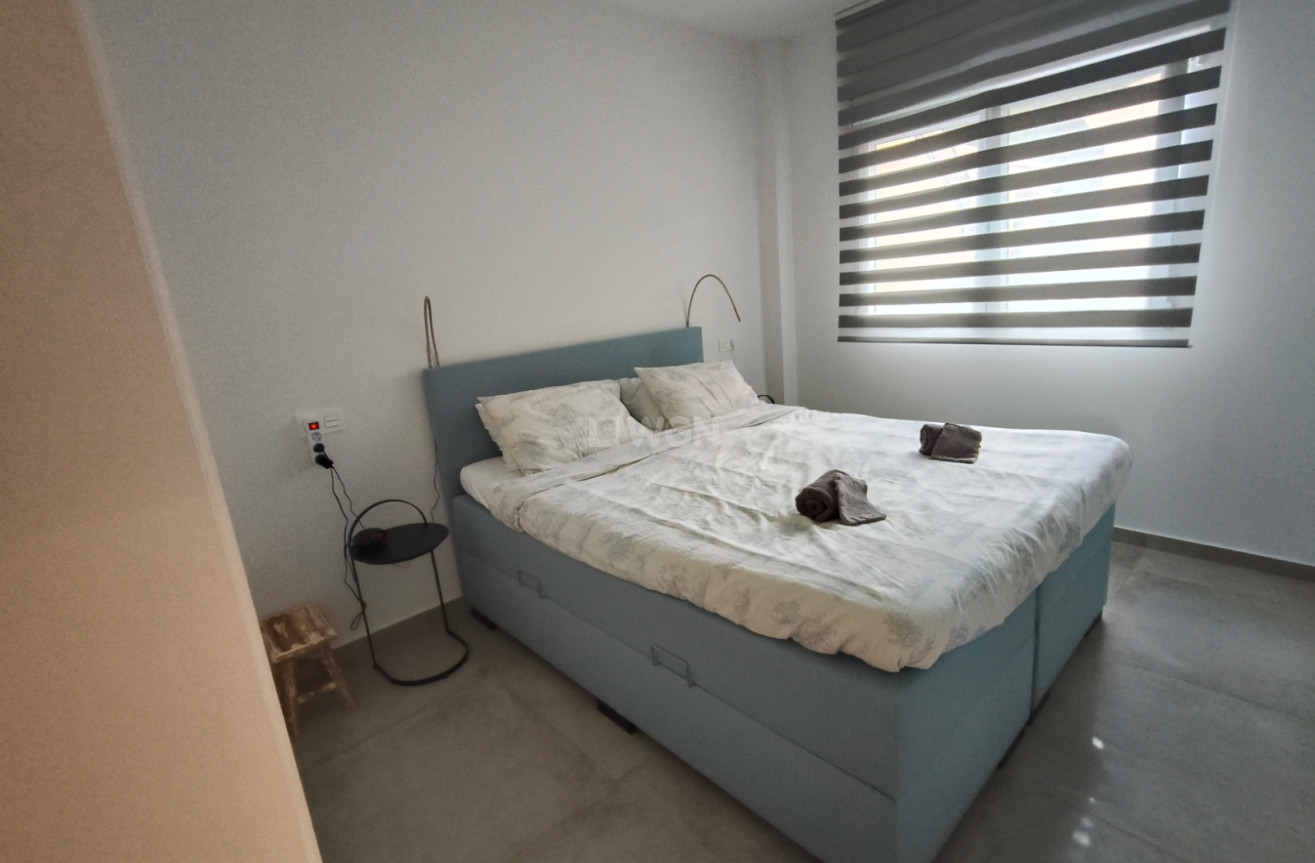 Resale - Villa - La Romana - Inland