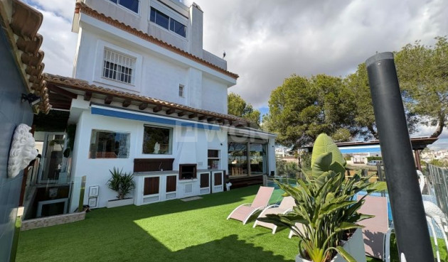 Reventa - Villa - Orihuela Costa - Costa Blanca