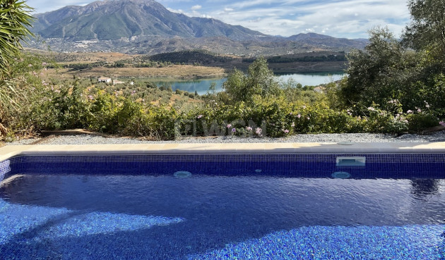 Odsprzedaż - Villa - Vinuela - Inland