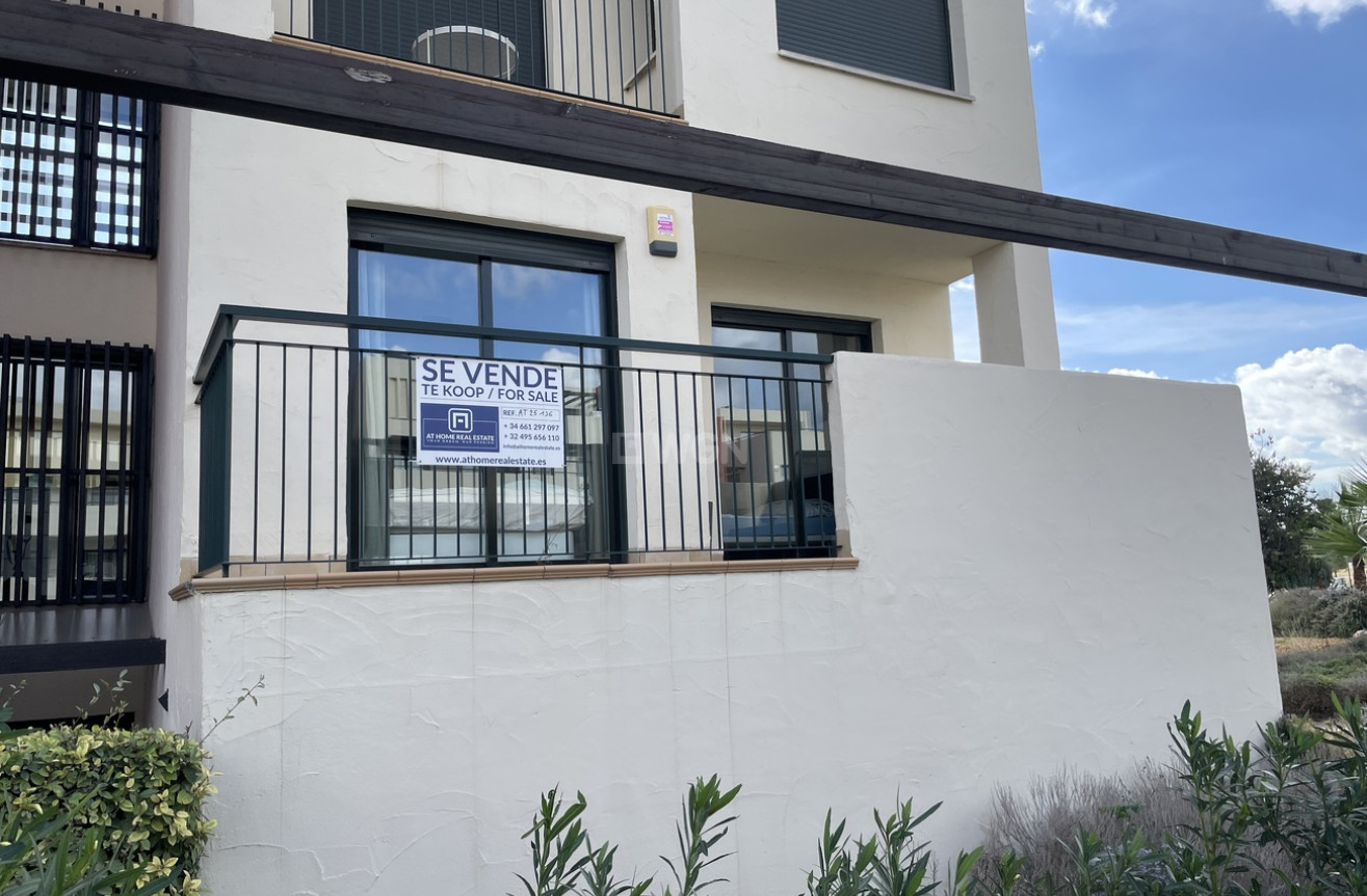 Odsprzedaż - Mieszkanie w bloku - Corvera - Corvera Golf Resort