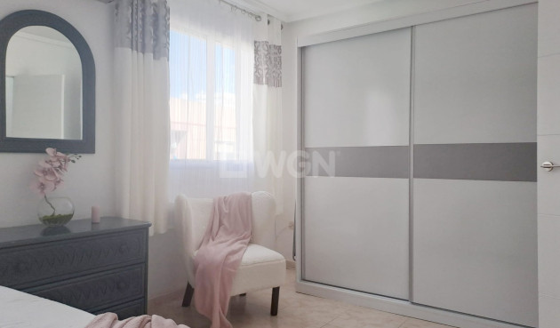 Odsprzedaż - Mieszkanie w bloku - Torrevieja - Costa Blanca