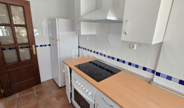 Odsprzedaż - Kamienica - Alcaucín - Inland