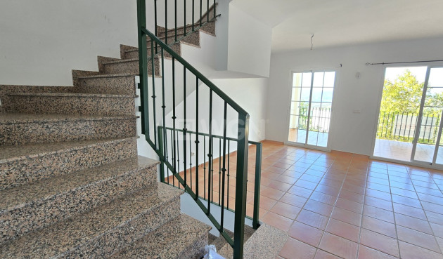 Odsprzedaż - Kamienica - Alcaucín - Inland